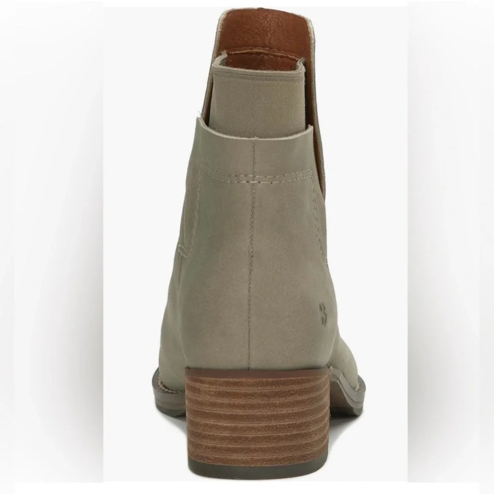 Lucky Brand Hirsi Bootie - Picture 5 of 7